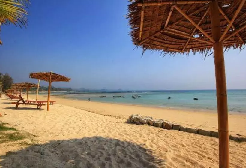 هتل Ngapali Paradise