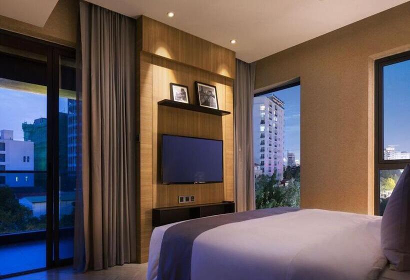 One Residence Hotel & Apartment