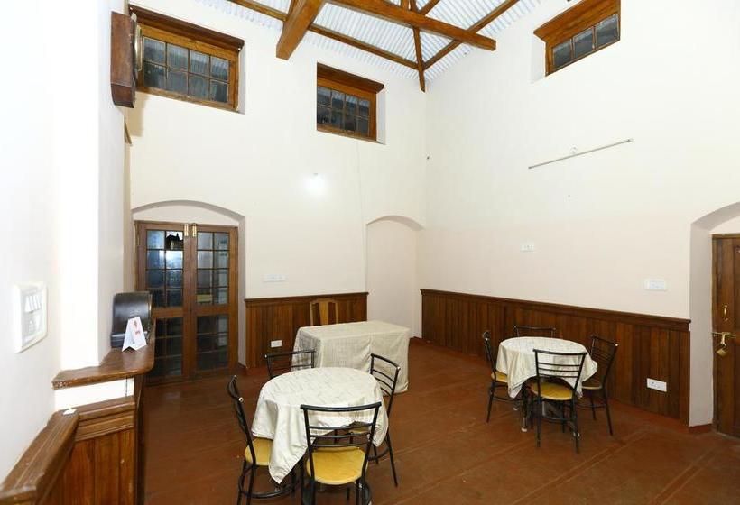 Hotell Oyo 9080 Hillwood Cottages