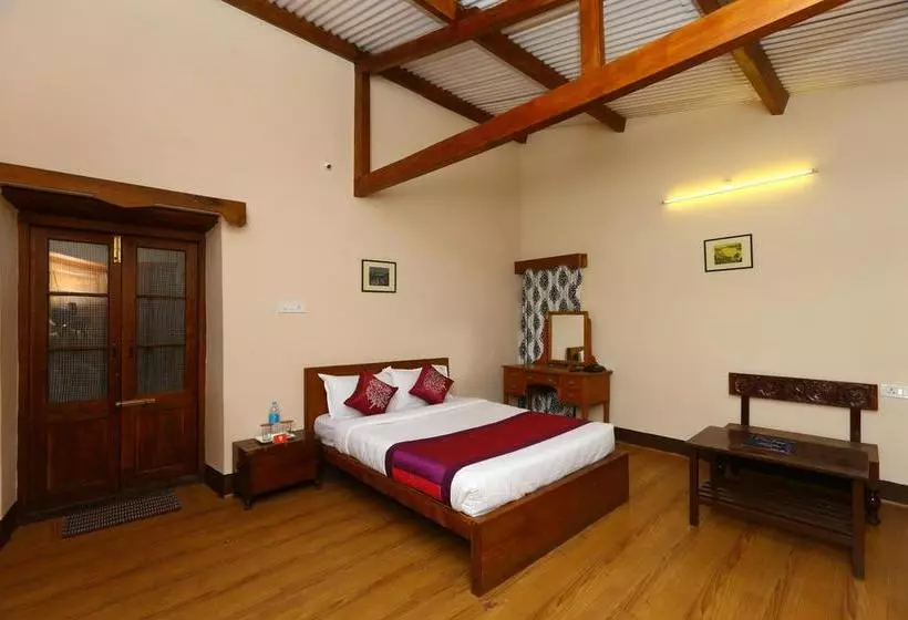 ホテル Oyo 9080 Hillwood Cottages