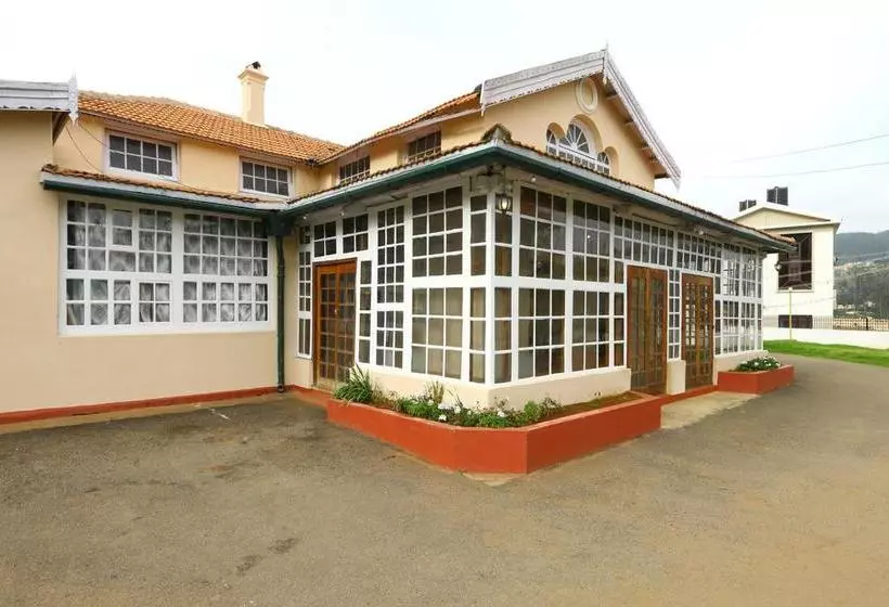 ホテル Oyo 9080 Hillwood Cottages