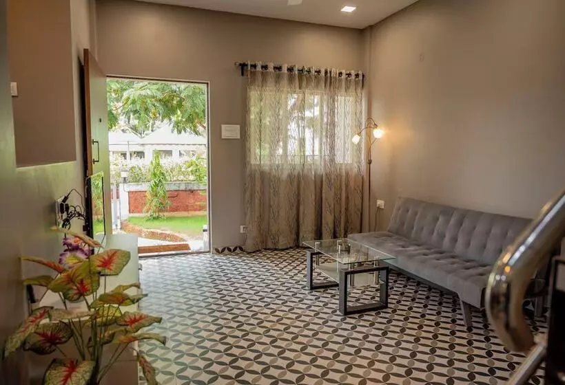 Hotelli Sadhana Executive