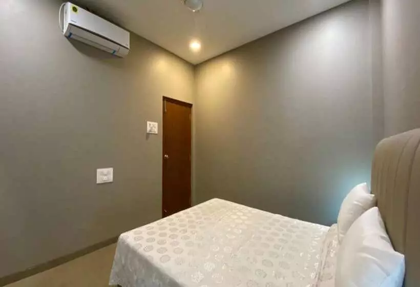 Hotelli Sadhana Executive