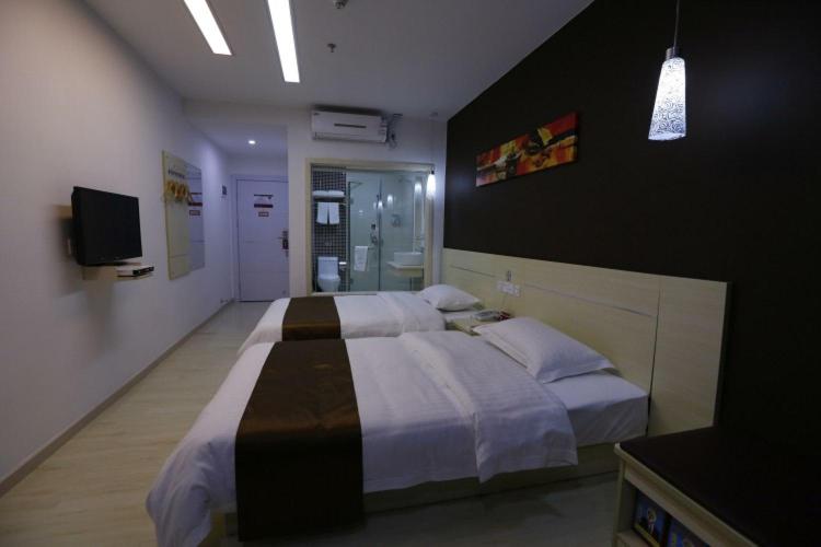 Отель Thank Inn  Guangdong Foshan Wenhua Bei Road