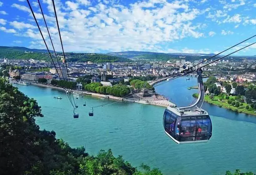 Hotelli Zur Schloß Schenke