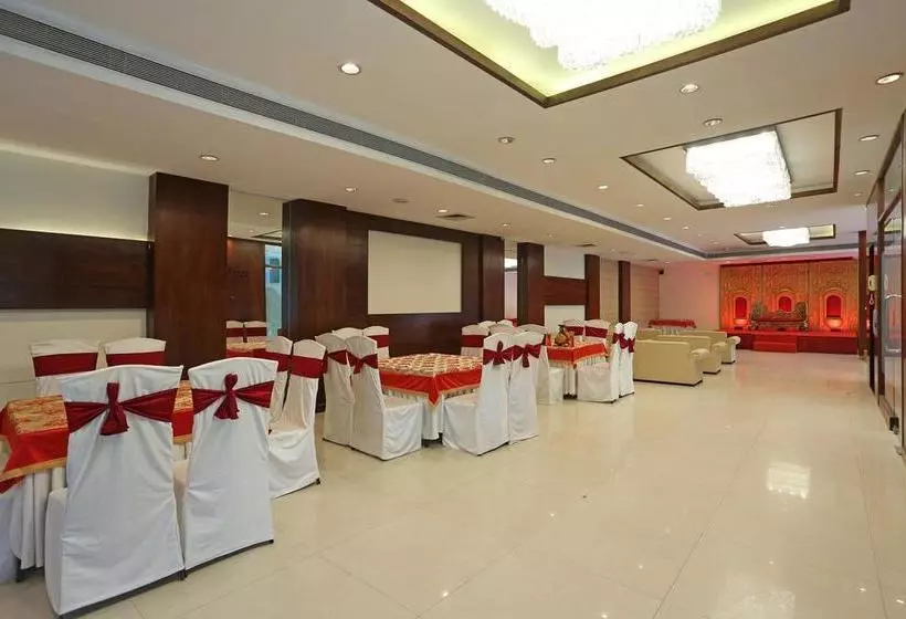 Oyo 9178 Hotel New Central Park