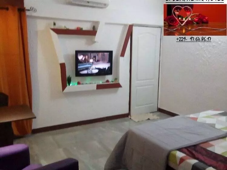 هتل Le Senateur