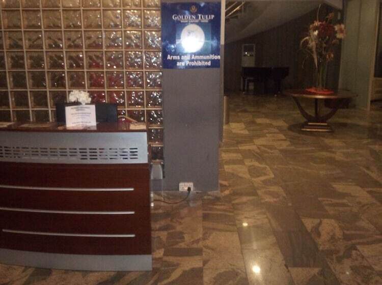 Signatious Hotel And Suites Delta