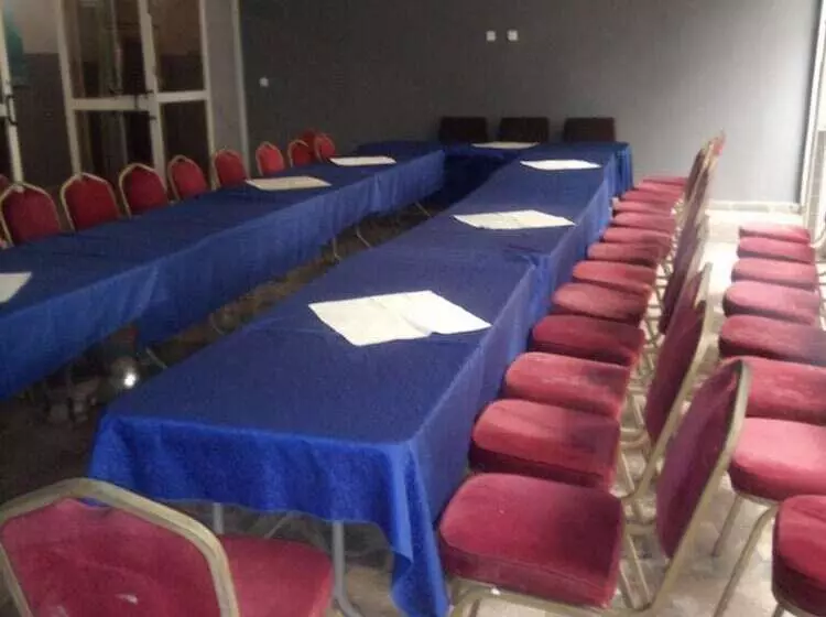 Signatious Hotel And Suites Delta