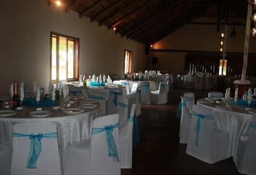 مبيت وإفطار Marechelle Country Estate