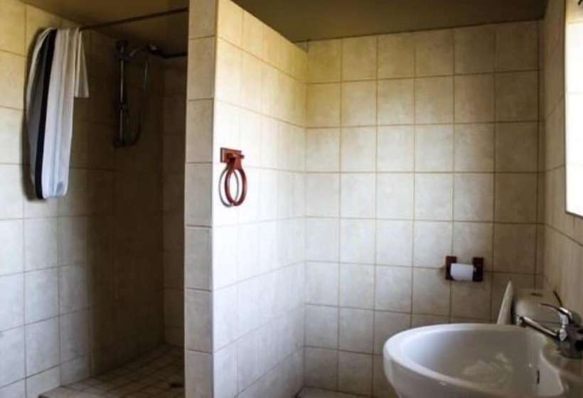 مبيت وإفطار Marechelle Country Estate