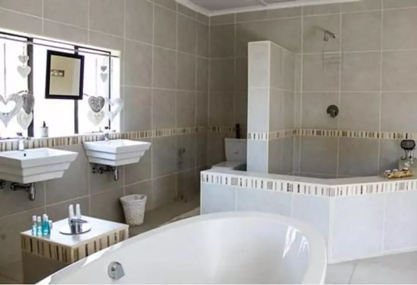 ベッドアンドブレックファースト Marechelle Country Estate