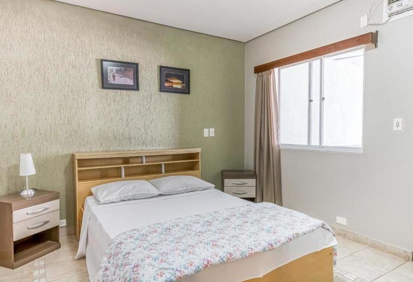 فندق Voa Curitiba Park