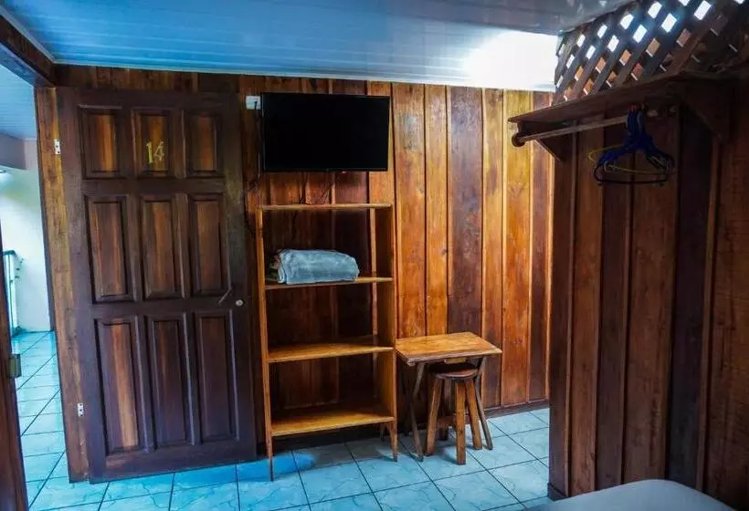 Hotelli Hospedaje Angeluz