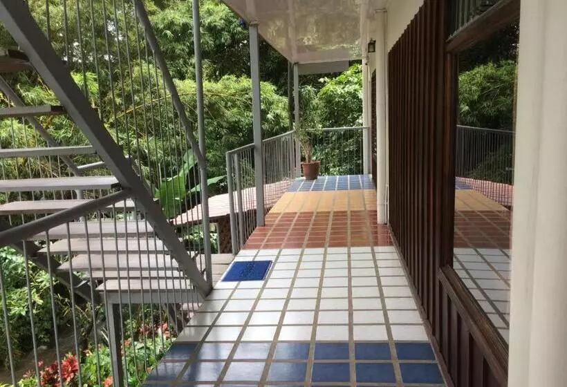 Hotelli Hospedaje Angeluz