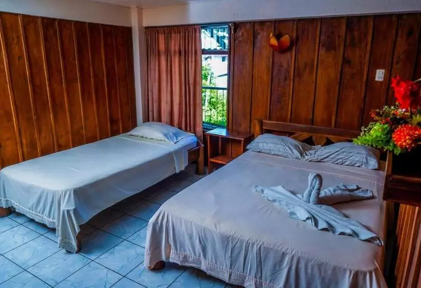 Hotelli Hospedaje Angeluz