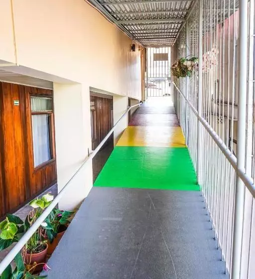 Hotelli Hospedaje Angeluz