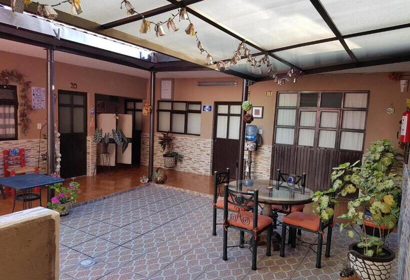 فندق Nuevo Cupatitzio