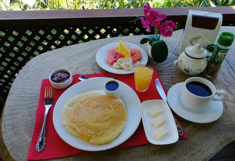تختخواب و صبحانه La Guayaba Monteverde