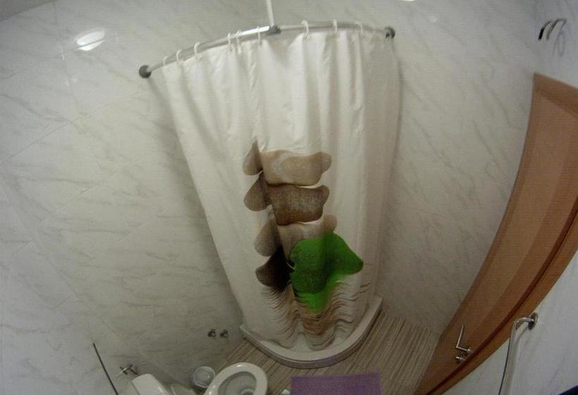 تختخواب و صبحانه Pansion Nerry