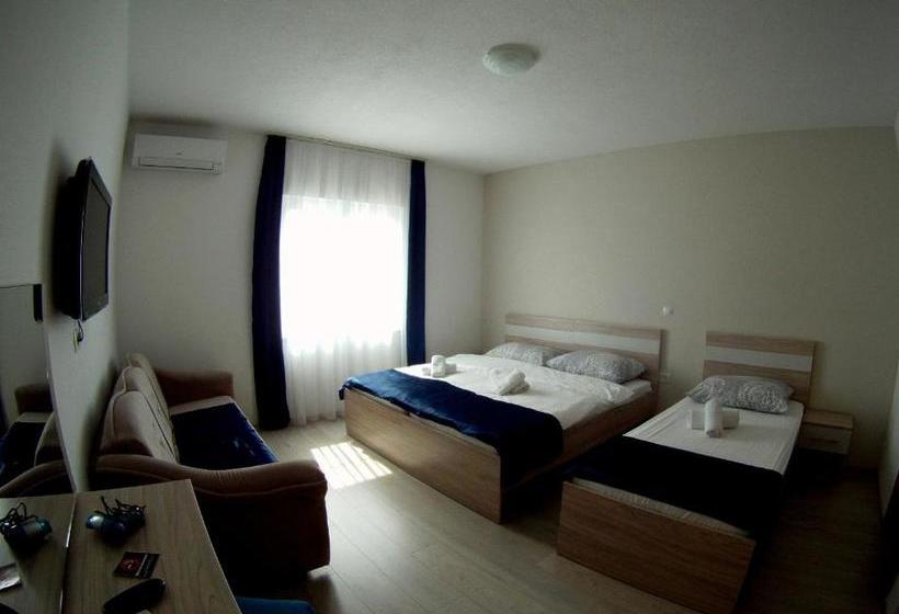 تختخواب و صبحانه Pansion Nerry