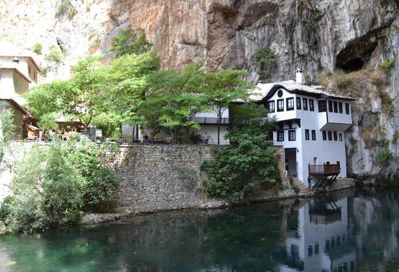 تختخواب و صبحانه Pansion Nerry