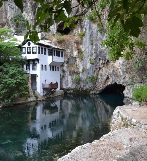 تختخواب و صبحانه Pansion Nerry