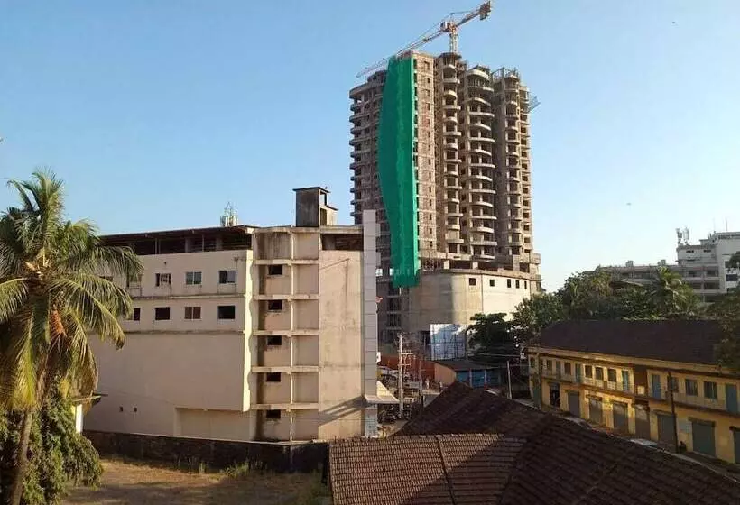 Hotelli Citywalk Residency