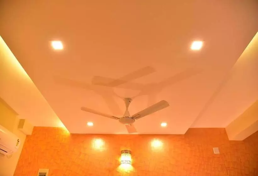 Hotelli Citywalk Residency