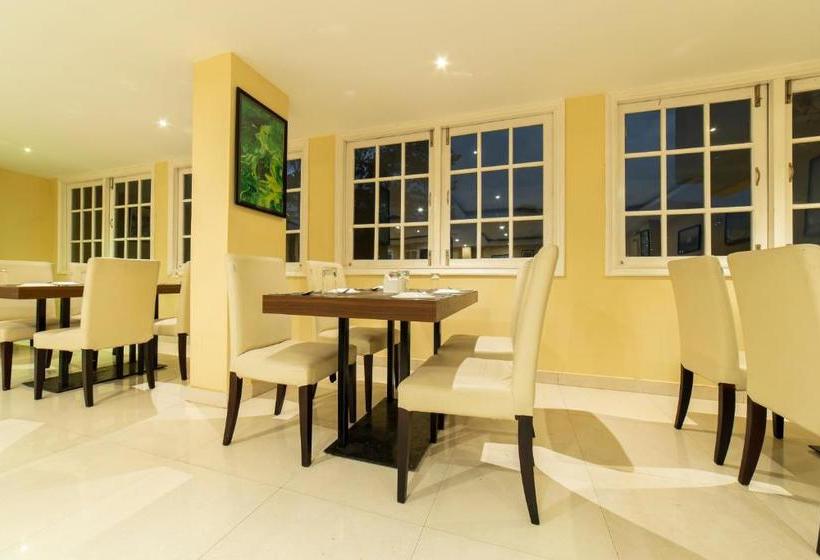 בית מלון כפרי Cygnett Inn La Maison