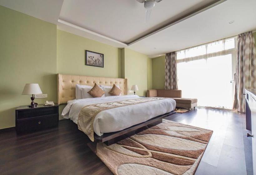 בית מלון כפרי Cygnett Inn La Maison