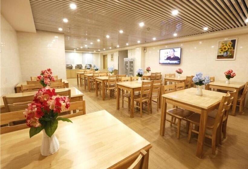 فندق Greentree Inn Beijing Chaoyang District Maquanying Subway Station Express