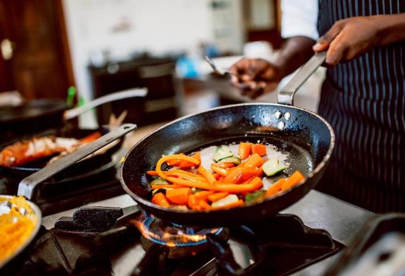 Отель Khulala Ocean Blue Bungalows