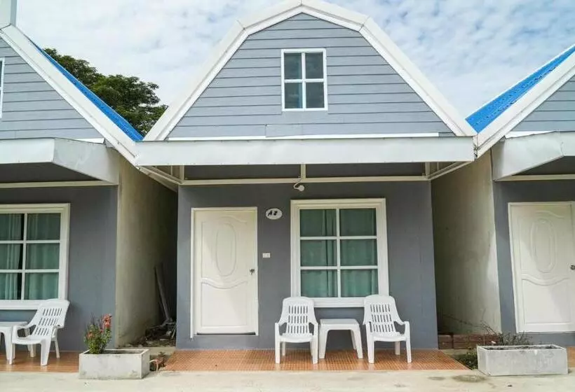 هتل Preme Village