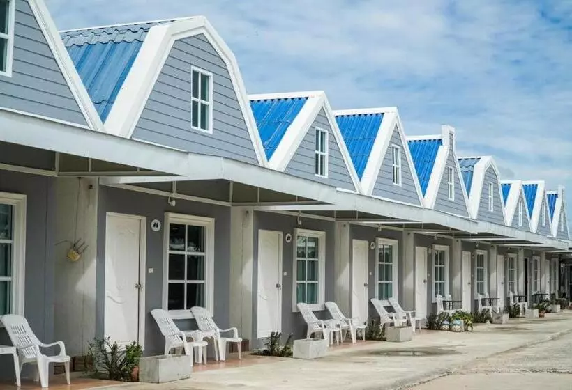 هتل Preme Village