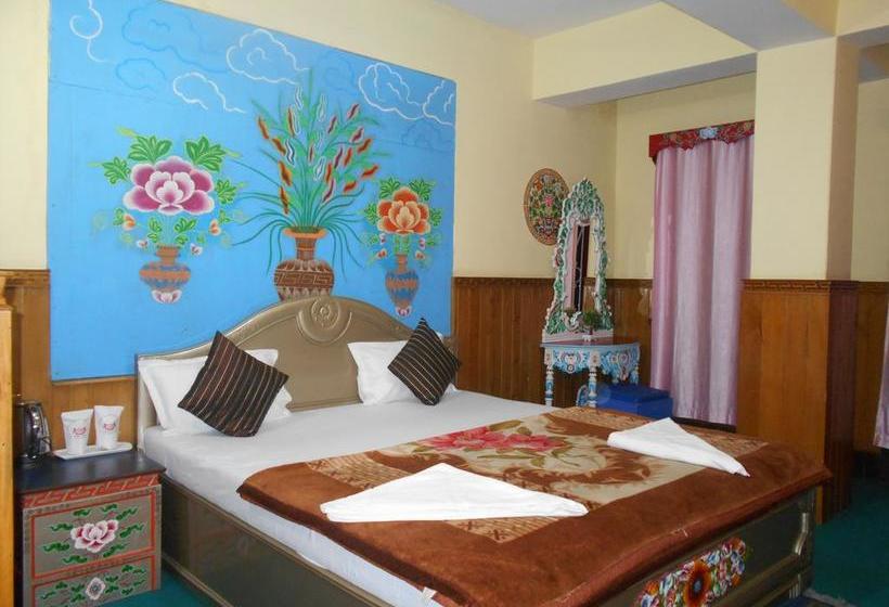 فندق Collection O 6932 Make Holiday Snow Lion