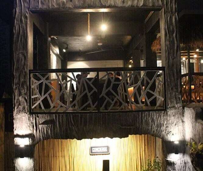 The Cavern Pod Hotel & Specialty Café Hostel