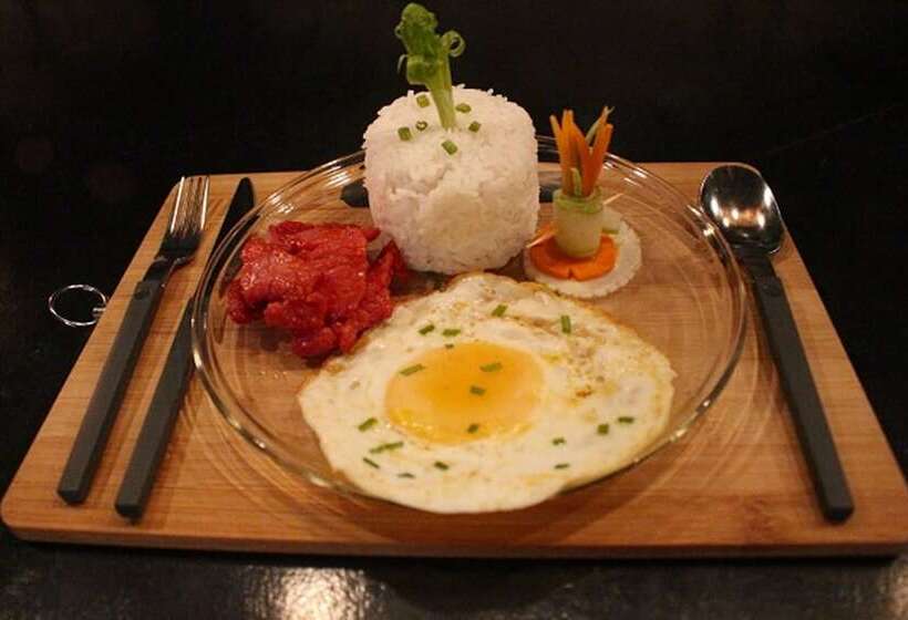 The Cavern Pod Hotel & Specialty Café Hostel