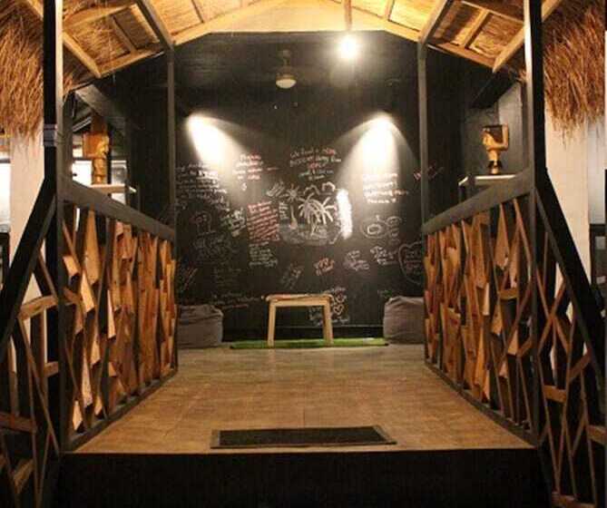 The Cavern Pod Hotel & Specialty Café Hostel