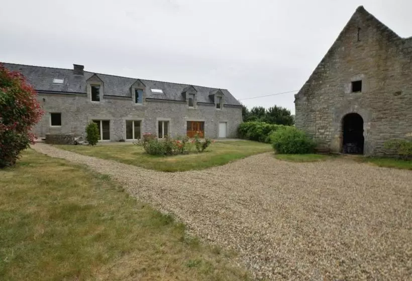 Aamiaismajoitus (B&B) Domaine Uraveni