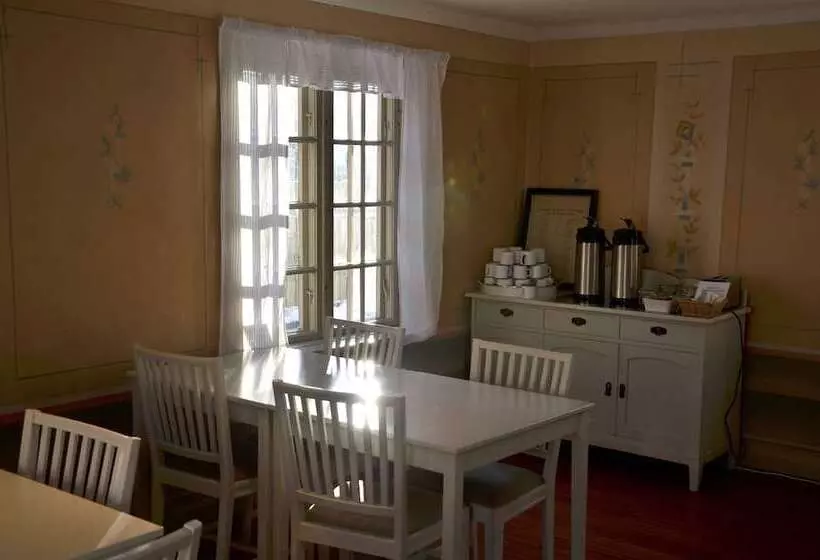 Aamiaismajoitus (B&B) L Dahlströmska Gården