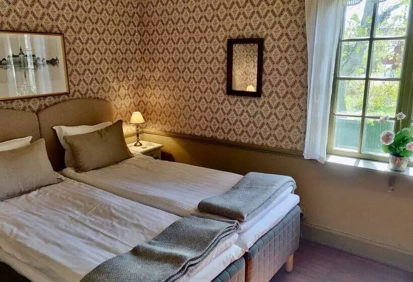 Aamiaismajoitus (B&B) L Dahlströmska Gården