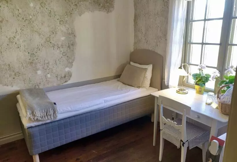 Aamiaismajoitus (B&B) L Dahlströmska Gården