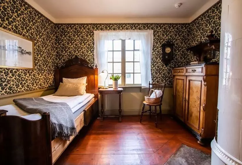 Aamiaismajoitus (B&B) L Dahlströmska Gården