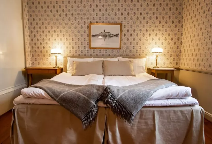 Aamiaismajoitus (B&B) L Dahlströmska Gården