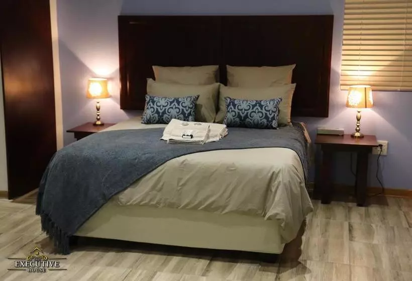 Aamiaismajoitus (B&B) The Executive House