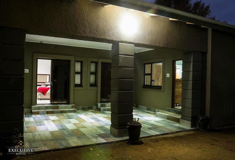 צימר The Executive House