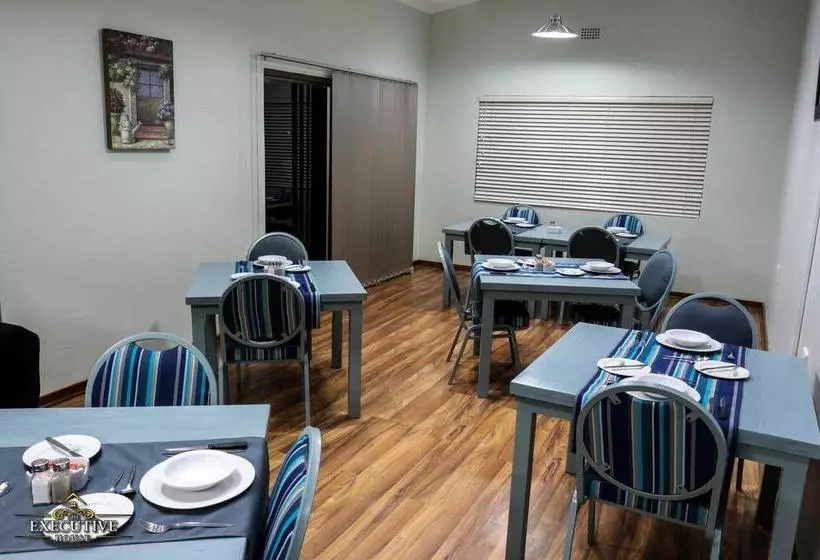 Aamiaismajoitus (B&B) The Executive House