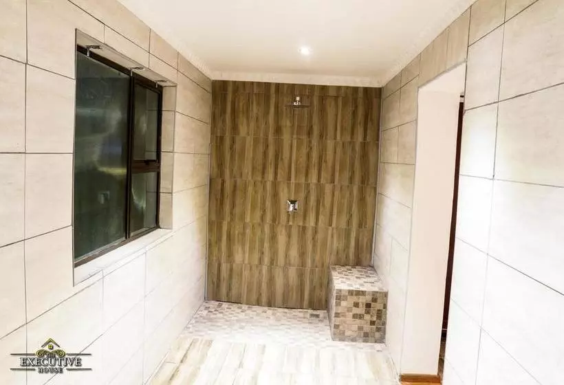 Aamiaismajoitus (B&B) The Executive House