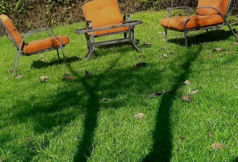 Hostal Garden By Refugio Del Rio   Hostel